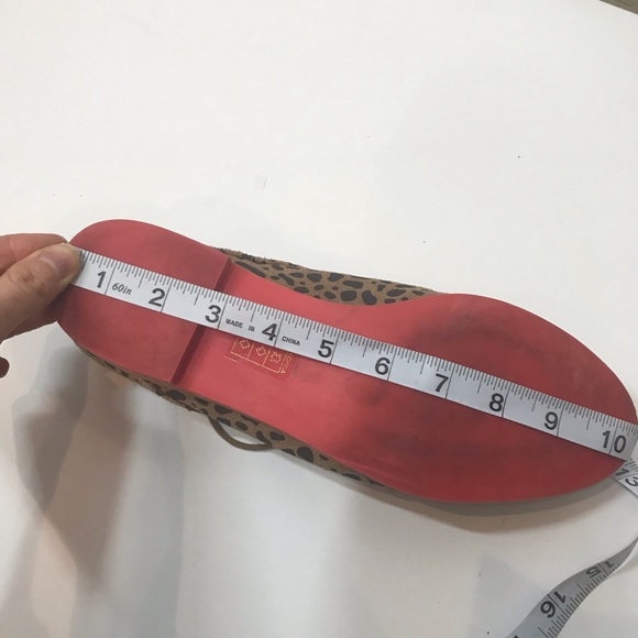 Dolce Vita Leopard Oxford Shoe - Picture 6 of 6